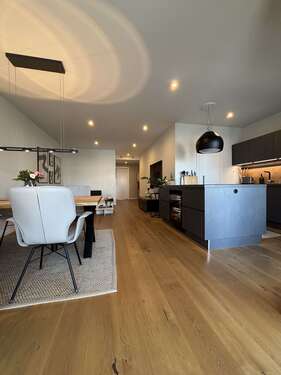 Foto - Wohnung zum Mieten in Düsseldorf 2.150,00 € 93 m²