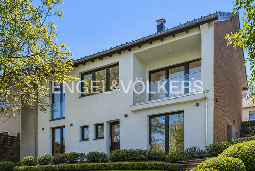Foto - Haus zum Kaufen in Bergisch Gladbach - Herkenrath 690.000,00 € 129 m²