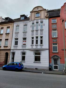 Foto - Haus zum Kaufen in Duisburg 222.000,00 € 300 m²