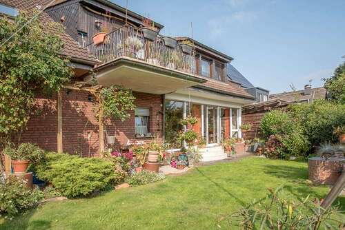 Foto - Haus zum Kaufen in Monheim am Rhein 839.000,00 € 349 m²