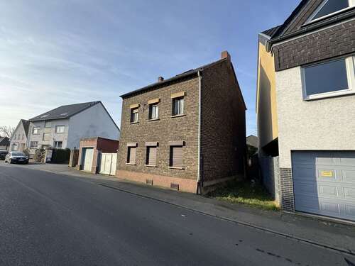 Foto - Haus zum Kaufen in Bonn-Geislar 328.000,00 € 97 m²