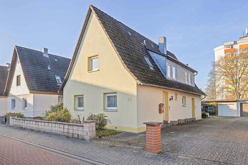 Foto - Haus zum Kaufen in Celle 249.000,00 € 180 m²