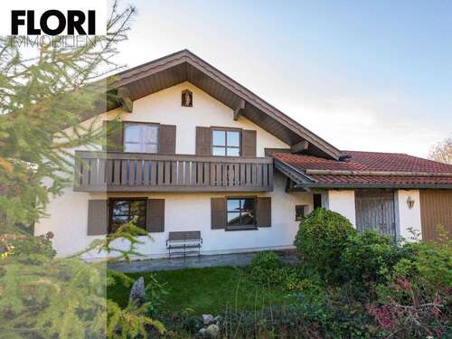 Foto - Haus zum Kaufen in Traunreut 890.000,00 € 184 m²