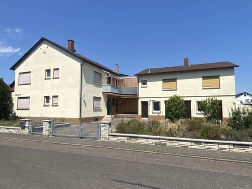 Foto - Haus zum Kaufen in Waghäusel Wiesental 419.000,00 € 200 m²