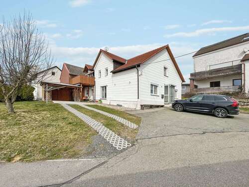 Foto - Haus zum Kaufen in Tiefenbach 229.000,00 € 165.02 m²