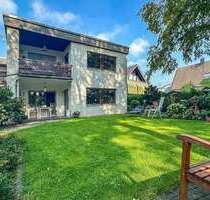 Haus zum Kaufen in Rösrath 885.000,00 € 351.72 m²