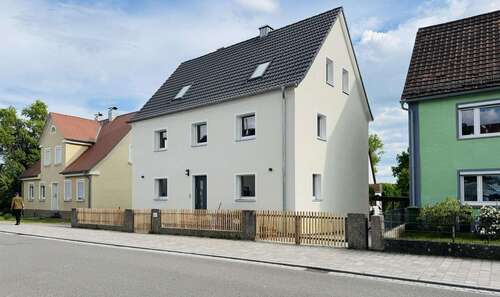 Foto - Haus zum Kaufen in Bechhofen 487.400,00 € 180 m²