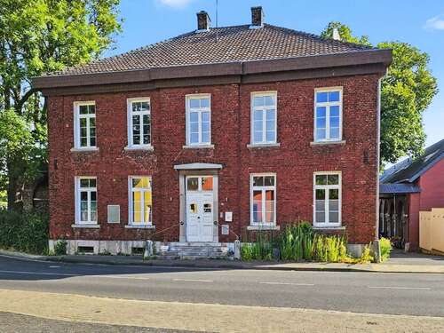 Foto - Haus zum Kaufen in Herzogenrath 449.000,00 € 164.6 m²
