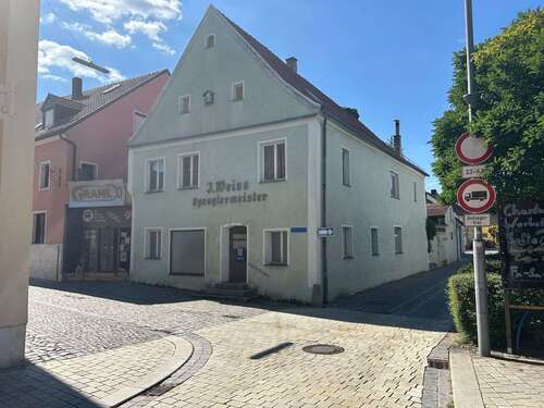 Foto - Haus zum Kaufen in Nittenau 175.000,00 € 173.81 m²