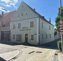Haus zum Kaufen in Nittenau 175.000,00 € 173.81 m²