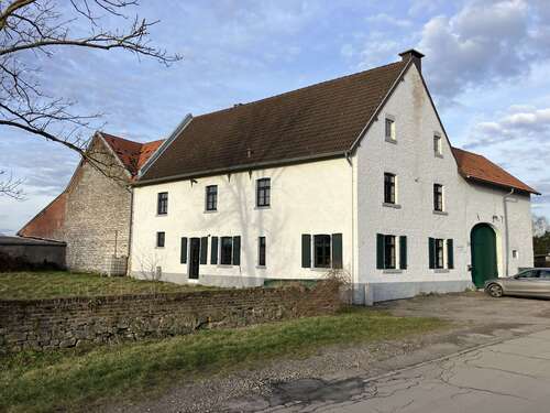 Foto - Haus zum Kaufen in Würselen-Broichweiden 990.000,00 € 212 m²