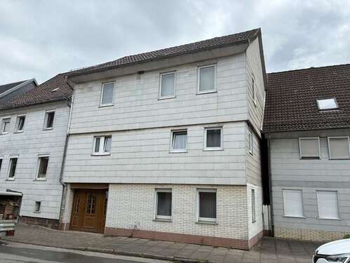 Foto - Haus zum Kaufen in Dassel 98.000,00 € 105 m²