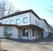 Halle in Rattelsdorf 935.000,00 € 1300 m²