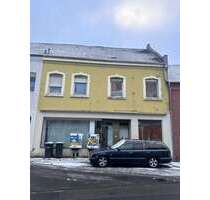 Haus zum Kaufen in Erkelenz 110.000,00 € 214.92 m²