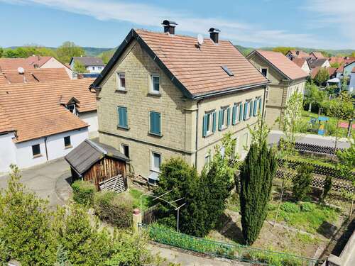 Foto - Haus zum Kaufen in Sand 275.000,00 € 275 m²