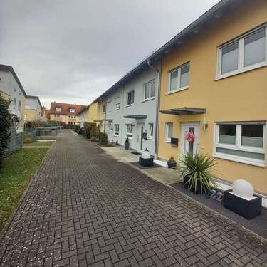 Foto - Haus zum Mieten in Bad Krozingen 1.700,00 € 154 m²