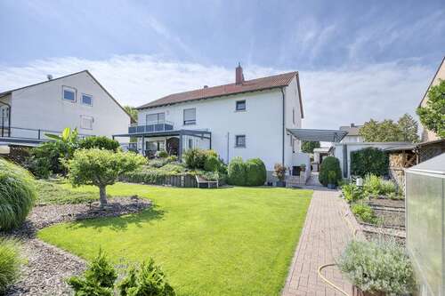 Foto - Haus zum Kaufen in Großniedesheim 649.000,00 € 230 m²