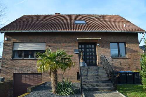 Foto - Haus zum Kaufen in Geilenkirchen 345.000,00 € 147 m²