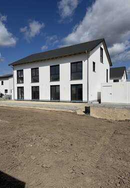 Foto - Haus zum Kaufen in Schwabmünchen 689.900,00 € 144 m²