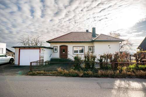 Foto - Haus zum Kaufen in Erbach 599.000,00 € 191.12 m²