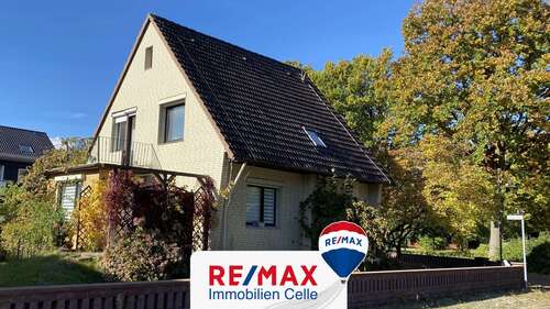 Foto - Haus zum Kaufen in Wathlingen 280.000,00 € 112 m²