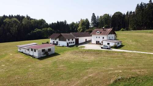 Foto - Haus zum Kaufen in Wurmannsquick 595.000,00 € 205 m²