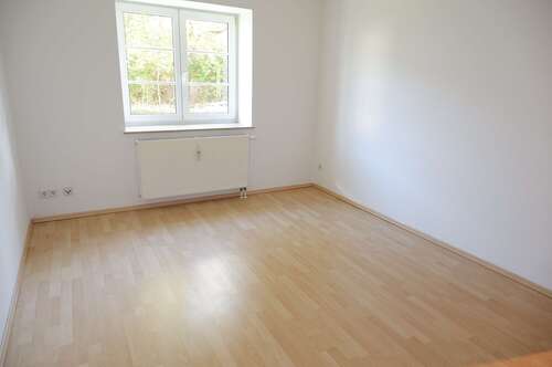 Foto - Wohnung zum Mieten in Chemnitz 220,00 € 36.2 m²