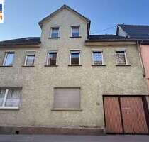 Haus zum Kaufen in Eltville am Rhein 250.000,00 € 150 m²