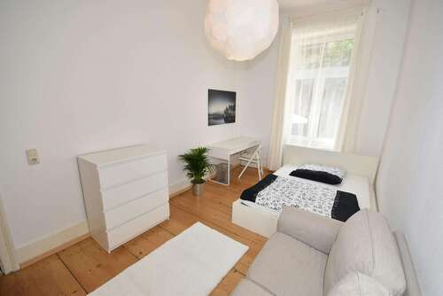 Foto - WG-Zimmer in Frankfurt am Main 750,00 € 17 m²