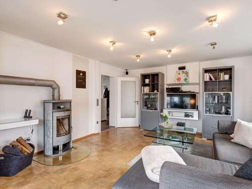 Foto - Haus zum Kaufen in Reichertshausen - Steinkirchen 870.000,00 € 237 m²