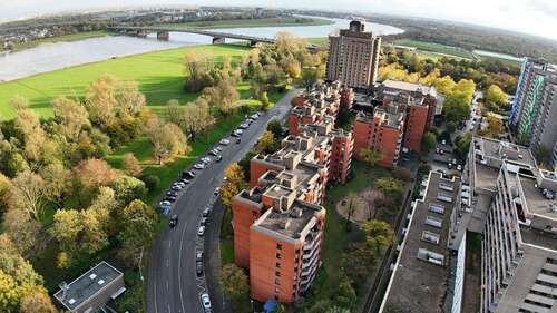 Foto - Wohnung zum Kaufen in Neuss 160.000,00 € 79.6 m²