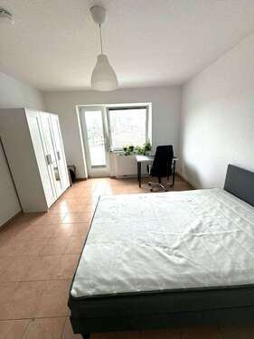 Foto - WG-Zimmer in Düsseldorf 720,00 € 15 m²