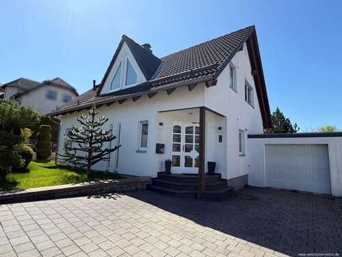 Foto - Haus zum Kaufen in Bestwig 339.000,00 € 137 m²