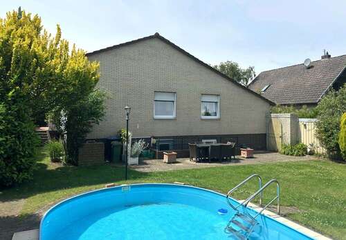 Foto - Haus zum Kaufen in Peine 260.000,00 € 97.37 m²