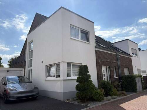 Foto - Haus zum Kaufen in Neuss 899.000,00 € 158 m²