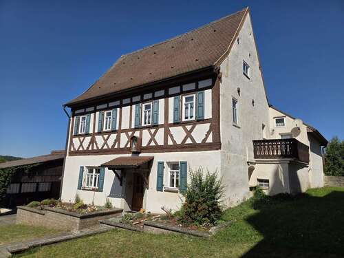 Foto - Haus zum Kaufen in Rauhenebrach 155.000,00 € 200 m²