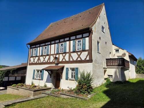 Foto - Haus zum Kaufen in Rauhenebrach 155.000,00 € 200 m²