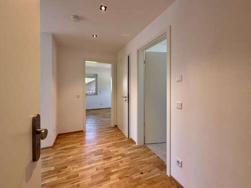 Foto - Wohnung zum Mieten in Traunstein 950,00 € 72.02 m²