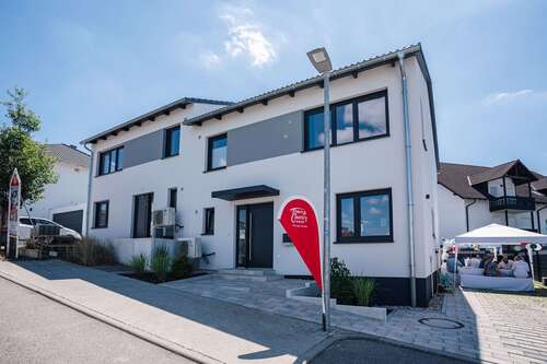 Foto - Haus zum Kaufen in Kraichtal 699.500,00 € 152 m²