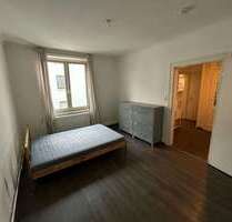 WG-Zimmer in München 930,00 € 18 m²