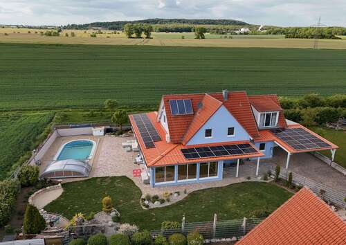 Foto - Haus zum Kaufen in Steinsfeld 875.000,00 € 230 m²