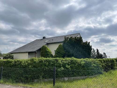 Foto - Haus zum Kaufen in Velpke 275.000,00 € 175 m²