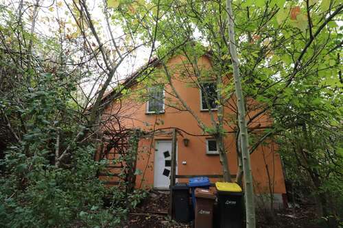 Foto - Haus zum Kaufen in Hohenmölsen 96.000,00 € 121 m²