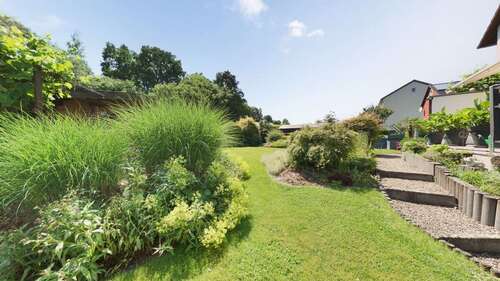 Foto - Haus zum Kaufen in Fuldatal Simmershausen 335.000,00 € 174.94 m²