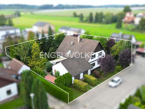 Foto - Haus zum Kaufen in Pentling 939.000,00 € 221 m²