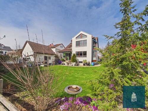 Foto - Haus zum Kaufen in Eberdingen 650.000,00 € 196 m²