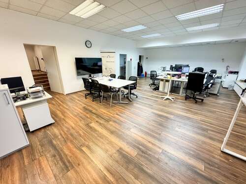 Foto - Büro in Eschborn 1.330,00 € 140 m²