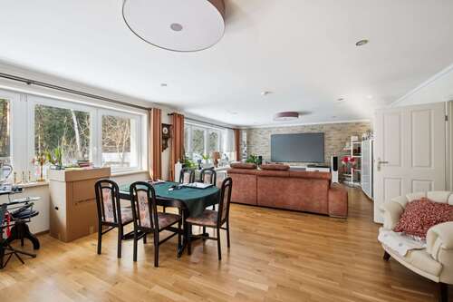 Foto - Haus zum Kaufen in Borkheide 753.000,00 € 280 m²