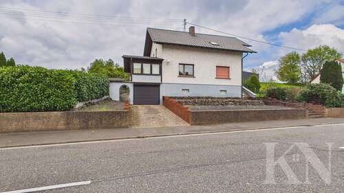 Foto - Haus zum Kaufen in Schwalbach 269.000,00 € 206.21 m²