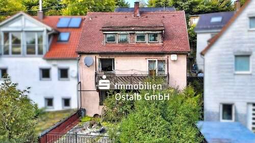 Foto - Haus zum Kaufen in Schwäbisch Gmünd 110.000,00 € 122 m²